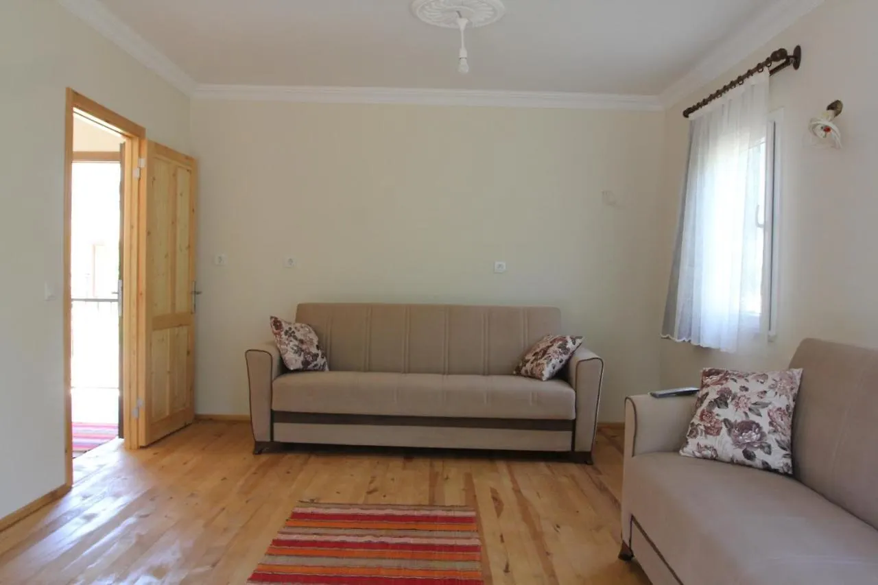 فندق مبيت وإفطار Orhaniye  Guelsuem Hanim Evleri