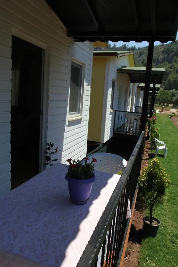 Bed & Breakfast Guelsuem Hanim Evleri Orhaniye